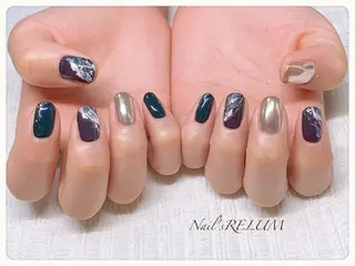 ネイル THECOLORS所属・近貞 莉奈のネイルデザイン