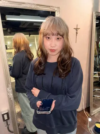 セミロング カラー givet所属・心斎橋/デザインカラ ー/海外風/ナツミのヘアスタイル