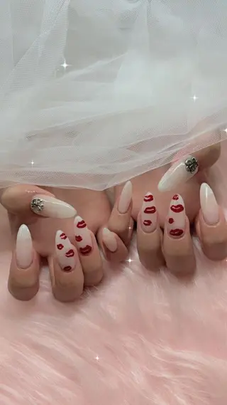 ネイル PEEKABOO 心斎橋のネイルデザイン