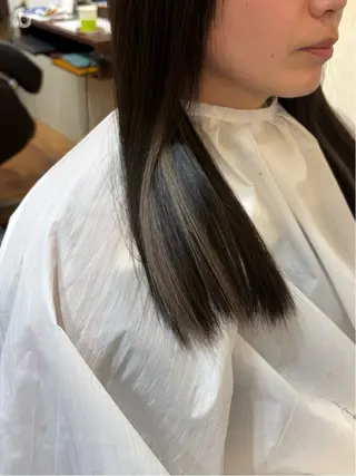 ロング MOLLASALON 浅香山店所属・髪質改善カラー 縮毛矯正🤍辻桃加のヘアスタイル