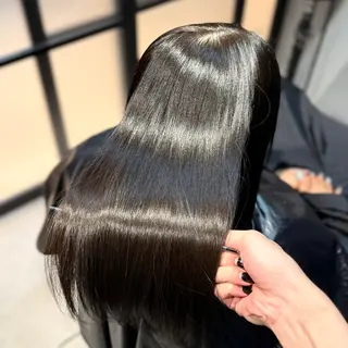 ロング カラー ブリーチなし Ⅰ 髪質改善カラーのヘアスタイル