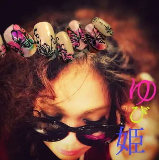 ネイル ARTスクールサロン お・タマゴのネイルデザイン