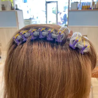 ミディアム パーマ うる艶カラー 🫶🏼💭mikaのヘアスタイル