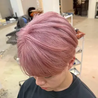 ショート HIKARI LUCK TOKYOのヘアスタイル
