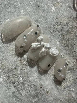 ネイル 黒須莉奈 IRYのネイルデザイン