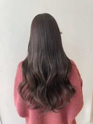 ロング 渡辺 あいかのヘアスタイル