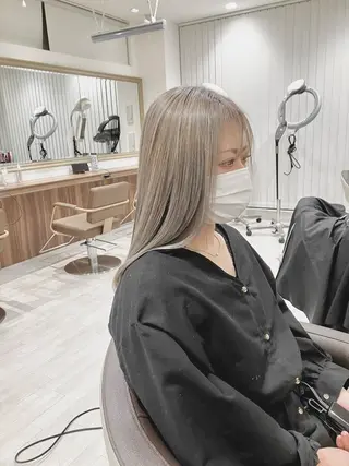 ロング Re:st所属・Miyavi/カラー ショートボブのヘアスタイル