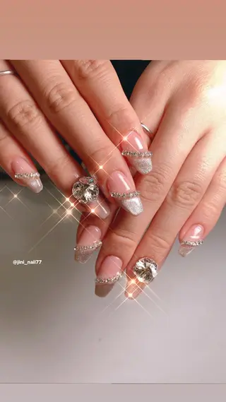 ネイル JINI NAIL所属・ジニ ネイルのネイルデザイン