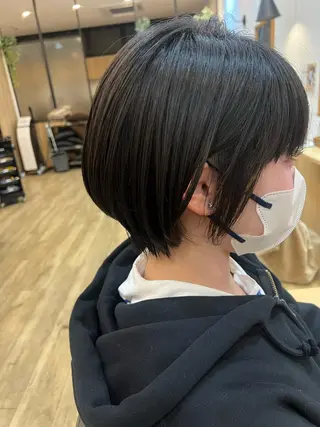 ショート 高辻 日菜のヘアスタイル