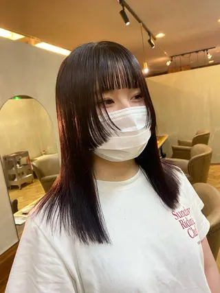 セミロング 髪と音処　マトぺ所属・デザインカラー/ボブ ブリーチカラー/ユリのヘアスタイル