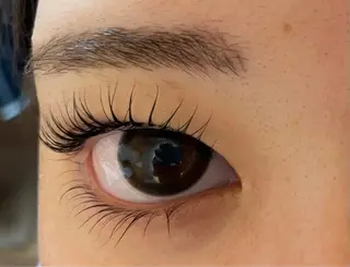 マツエク・マツパ RICHEBELLE所属・樋口 端咲のマツエク・マツパデザイン