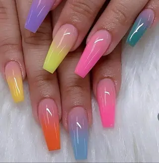 ネイル SINCERELY シンシアリー🌈のネイルデザイン