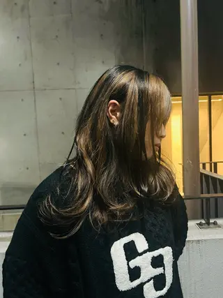 ロング カラー エフェクトブリーチ／ レイヤーカット／翔のヘアスタイル