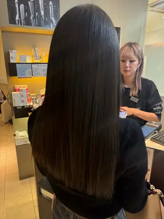 ロング 西村 亜弥のヘアスタイル