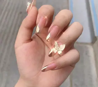 ネイル 🦋ネイルサロン ブラン🌈ゆりのネイルデザイン