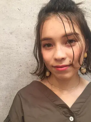 セミロング カラー ヘアアレンジ 齋藤 咲のヘアスタイル