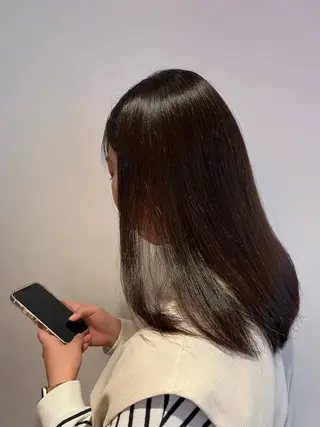 ロング 𝒩𝑜𝓃𝑜 / lenahcARIAのヘアスタイル