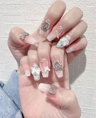 ネイル D-BEAUTY Nailsalonのネイルデザイン