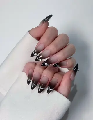 ネイル Lyna 池袋のネイルデザイン