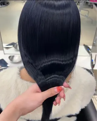 ロング カラー ハイトーン/ 縮毛矯正のヘアスタイル