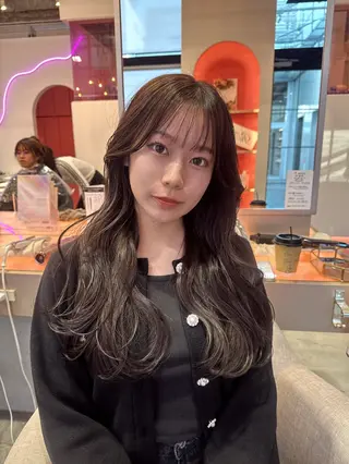 ロング wixymimi　hair salon所属・艶カラー✨レイヤー 𝐚𝐲𝐚𝐤𝐚のヘアスタイル