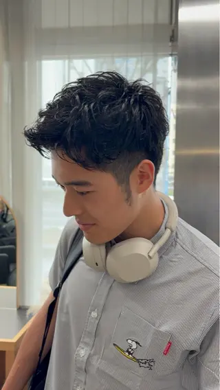 パーマ メンズ ハイライト、レイヤー カット/西梅田/中西のヘアスタイル