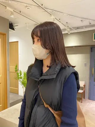 セミロング カラー レイヤーカット/栄/ 顔周り/キトウモエノのヘアスタイル