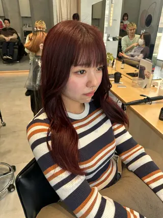 セミロング カラー ミオ💎透ける暗髪/ ブリーチなしWカラーのヘアスタイル