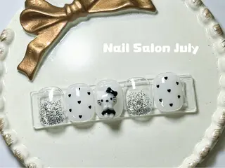 ネイル July モモのネイルデザイン