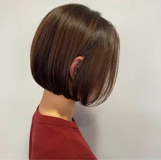 ショート 花井輝 ボブ/レイヤーのヘアスタイル