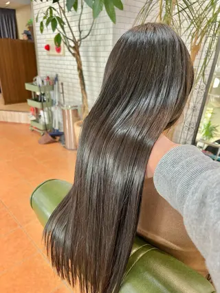 ロング カラー 石井 佑樹のヘアスタイル