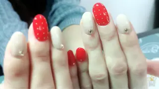 ネイル Aim* 深爪・自爪育成専門店のネイルデザイン