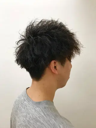 ショート パーマ メンズ ブリーチカラー/ 岩破瑞希のヘアスタイル