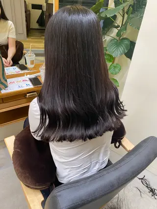 ロング 勝海 絢音のヘアスタイル