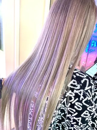 ロング grow 榎本のヘアスタイル