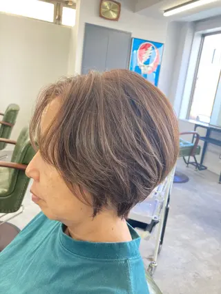 ショート カラー SHAFT Ieiriのヘアスタイル