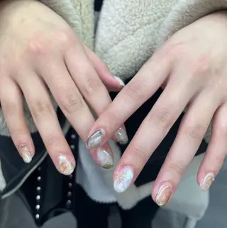 ネイル nailstudio eviz新宿店のネイルデザイン