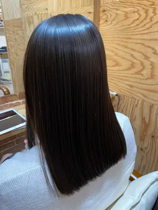 セミロング カラー 大人かわいい×艶髪 🤍塩川のヘアスタイル