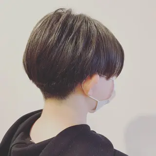 ショート 多田 彩香のヘアスタイル