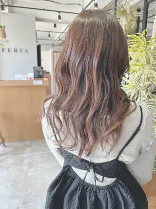 セミロング FERIA桃山台🍑 𝕄𝕖𝕘𝕦のヘアスタイル