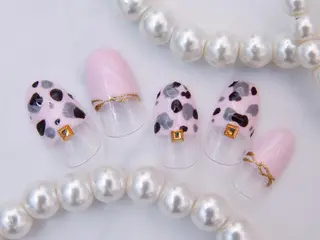 ネイル 💗🪽Tiary Nail🪽💗のネイルデザイン