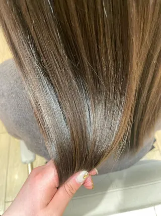 セミロング カラー ヘアセット⌇艶カラー 🫧⌇Nanahoのヘアスタイル