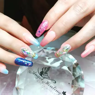 ネイル エンジェル ヒーリング 矢場町店のネイルデザイン