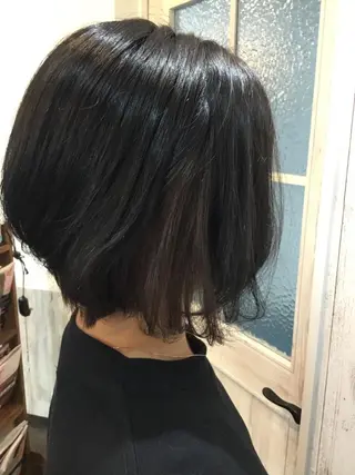 ショート カラー 金崎 新吾のヘアスタイル