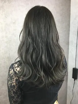 ロング カラー ツイストスパイラル パーマ🟡KYOUのヘアスタイル