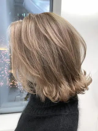 ショート カラー biscohair 髪にドラマを。のヘアスタイル