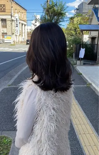 ミディアム 西元 亜由美のヘアスタイル
