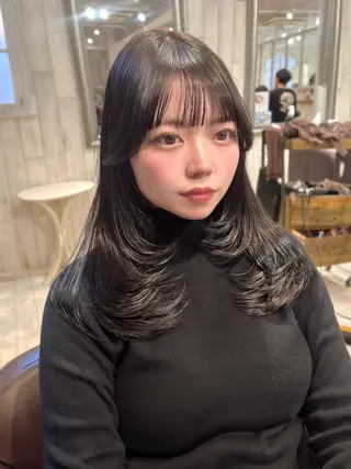 セミロング カラー パーマ ヘアアレンジ レイヤーカット ✨️進藤ひかりのヘアスタイル