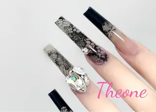 ネイル THE ONE 鈴木のネイルデザイン