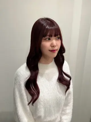ロング カラー 内沼 恵留菜のヘアスタイル